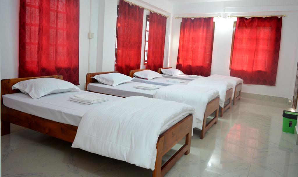 Dovipie Inn Kohima Extérieur photo